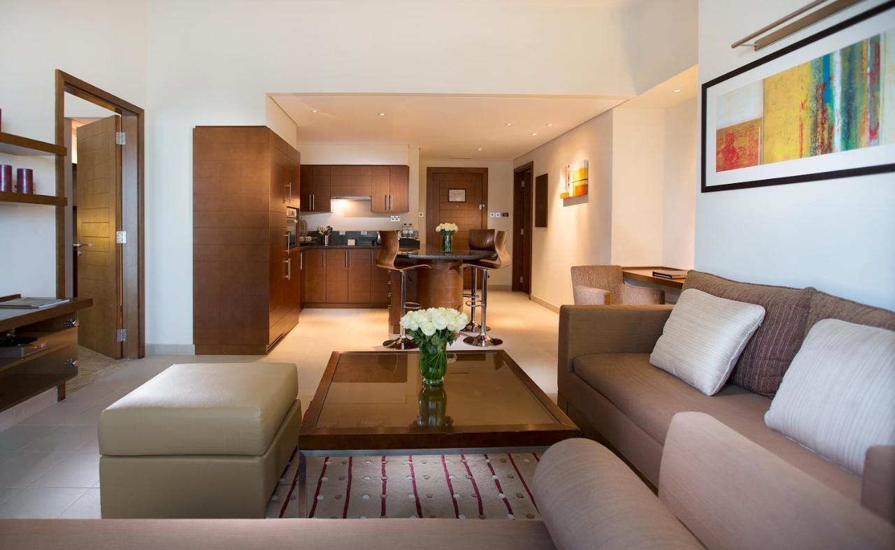Grand Millennium Al Wahda Executive Apartments Abu Dhabi Room photo